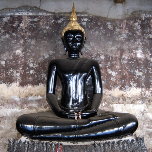 Bouddha noir au Wat Suthat Thepwararam-Bangkok (REP016_B9972)