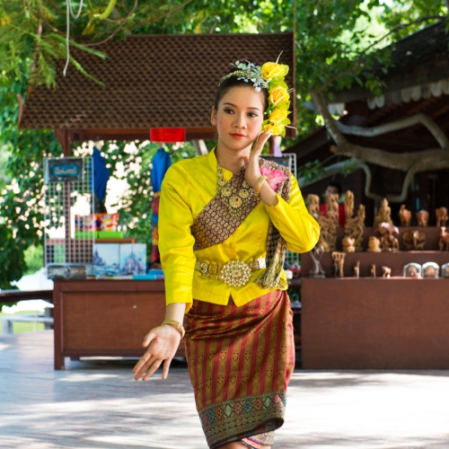 Danse traditionnelle Thaïlandaise (Pattaya) (REP084_47091)