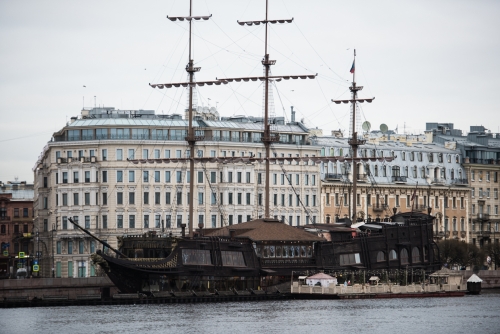 Grand voilier Saint Petersbourg (REP044_74510)