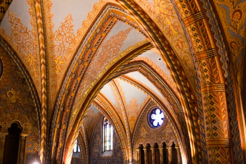Intérieur De L'église Saint Matthias Budapest Hongrie (REP087_71075)