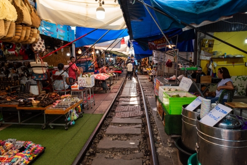 Le marché de Maeklong (REP127_89990)