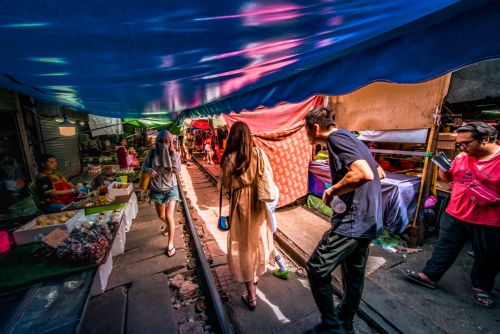 Le marché de Maeklong (REP127_90253)