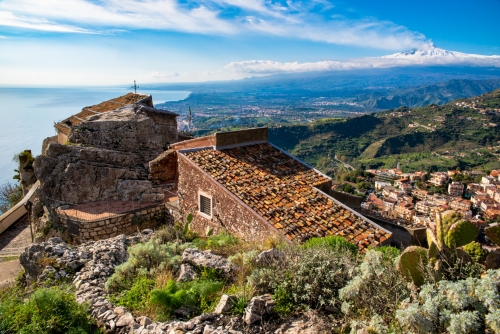 Les hauteurs de Taormina (REP041-48635)
