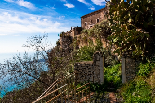 Les hauteurs de Taormina (REP041-48644)