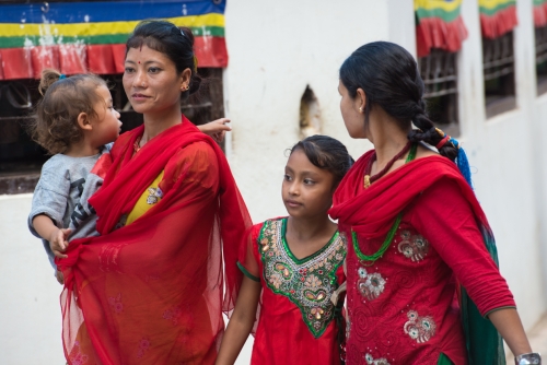 Promenade avec les enfants Katmandou (REP080_55068)
