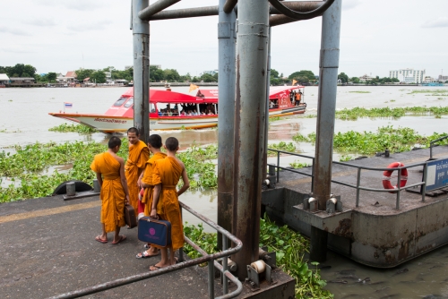 Transport en bateau sur le Chao Phraya-Bangkok (REP016_47429)